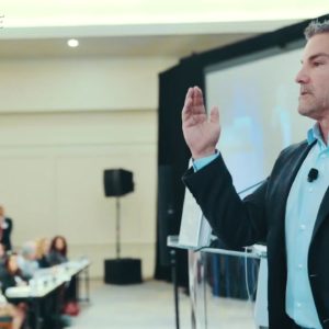 I Want My Employees To Stay Broke - Grant Cardone